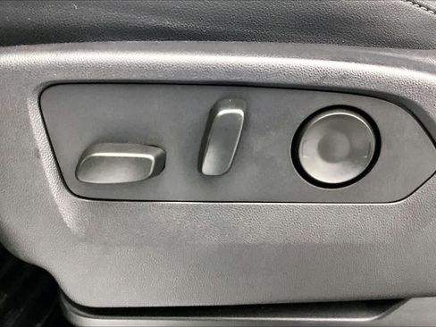 Used 2023 GMC Sierra 1500 Elevation w/ Elevation Premium Package AWD/4WD image 32