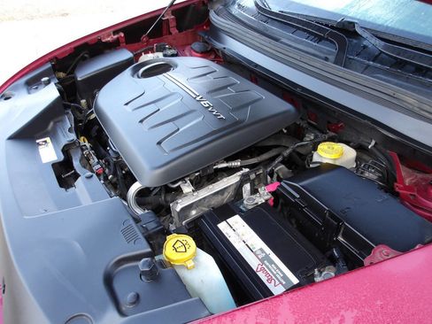 Used 2016 Jeep Cherokee Limited image 44