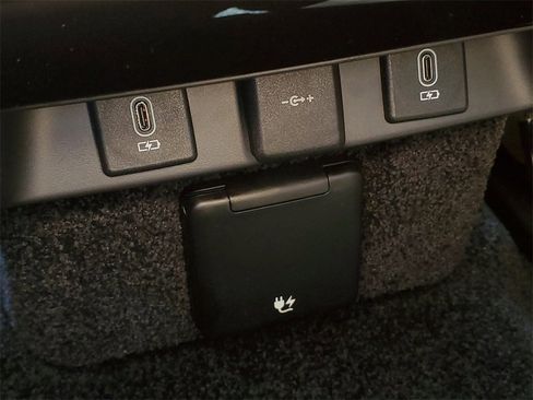 New 2026 Land Rover Range Rover SE image 30