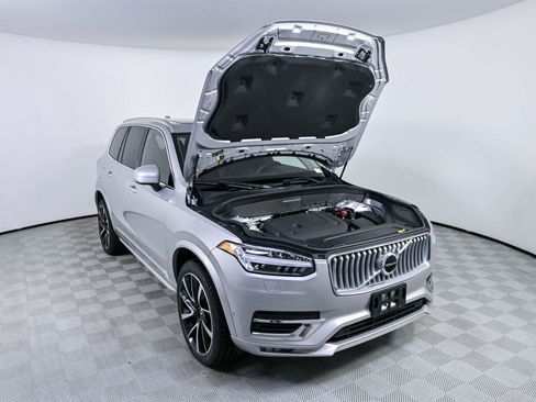 Certified 2023 Volvo XC90 B6 Plus w/ Protection Package Premier AWD/4WD image 34