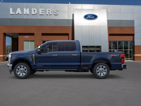 New 2025 Ford F250 Lariat w/ Lariat Ultimate Package AWD/4WD image 3