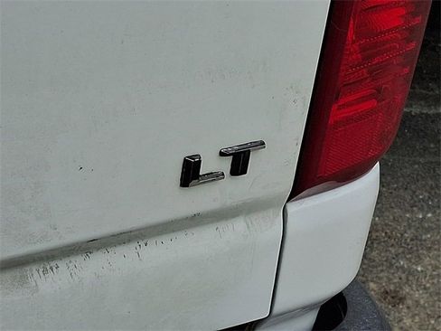 Used 2024 Chevrolet Silverado 2500 LT image 8