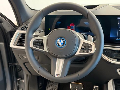 New 2026 BMW X5 xDrive50e w/ M Sport Package AWD/4WD image 17