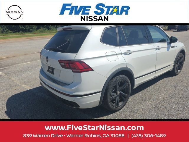 Used 2024 Volkswagen Tiguan SE R-Line FWD image 9