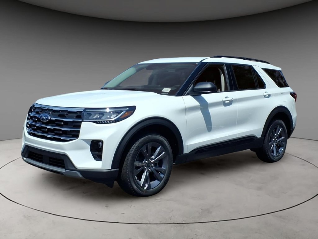New 2026 Ford Explorer Active w/ Active Comfort Package AWD/4WD image 1