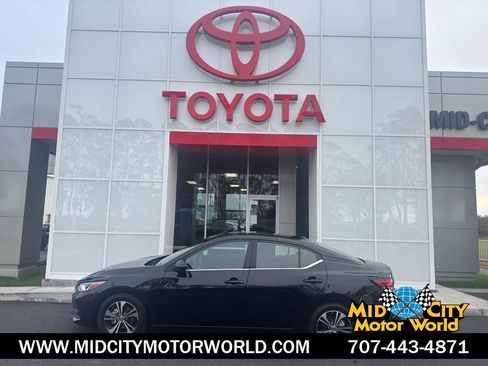 Used 2022 Nissan Sentra SV image 1