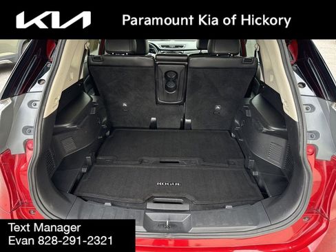 Used 2015 Nissan Rogue SL w/ SL Premium Package AWD/4WD image 11
