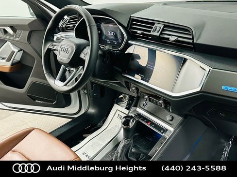 Certified 2024 Audi Q3 2.0T Premium Plus image 10