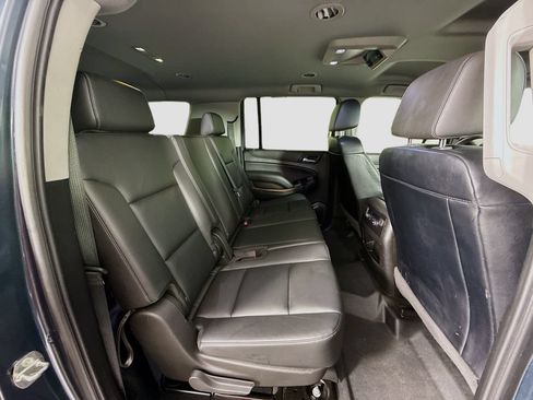 Used 2020 Chevrolet Suburban 4WD w/ Skid Plate Package image 21