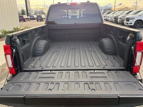 Used 2021 Ford F250 Lariat image 14