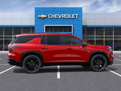 New 2026 Chevrolet Traverse RS w/ LPO, Floor Liner Package image 5