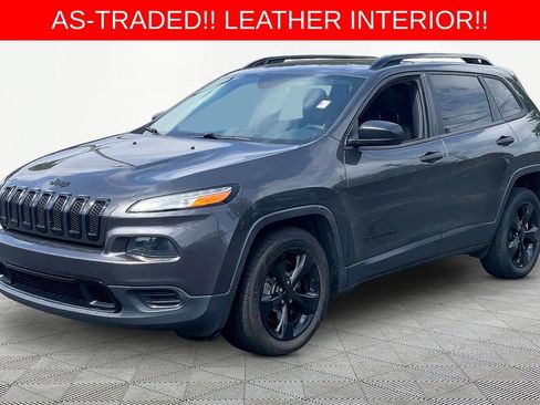 Used 2016 Jeep Cherokee Sport FWD image 3