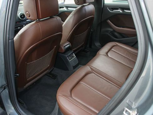 Used 2018 Audi A3 e-tron Premium image 8