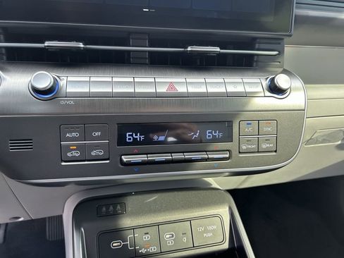 New 2026 Hyundai Kona SEL Premium image 25