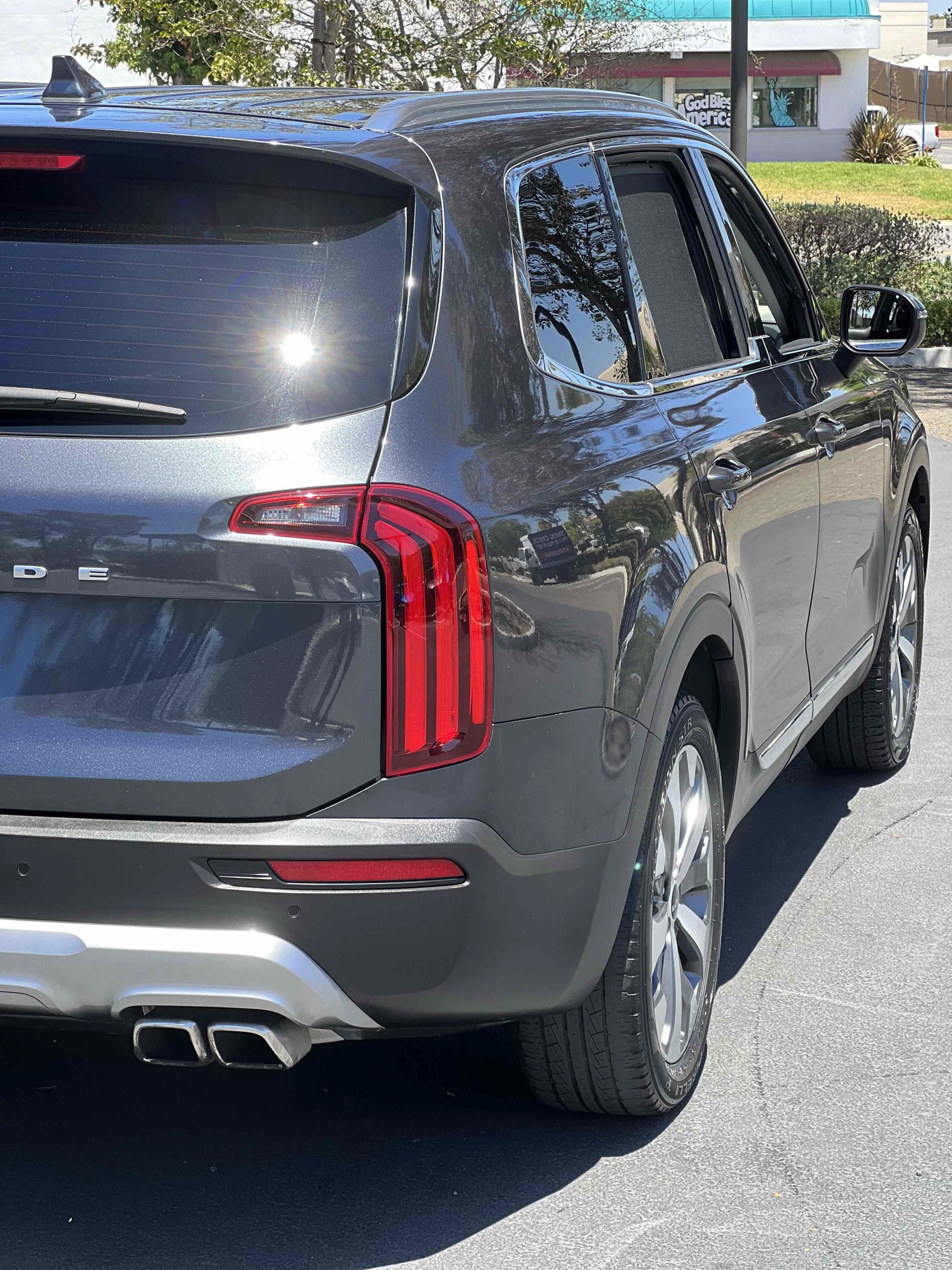 Used 2022 Kia Telluride EX w/ EX Premium Package FWD image 60