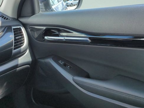 Used 2023 Kia Seltos EX AWD/4WD image 13