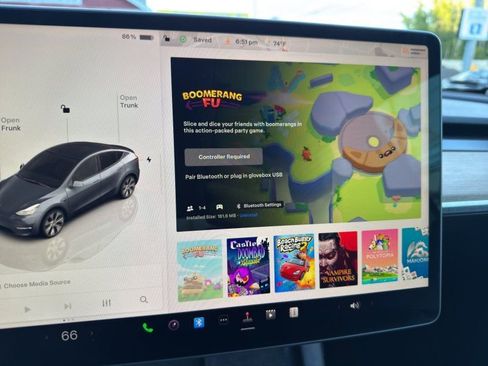 Used 2022 Tesla Model Y Long Range image 26