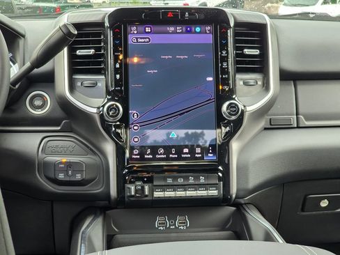 New 2026 RAM 3500 Big Horn AWD/4WD image 28