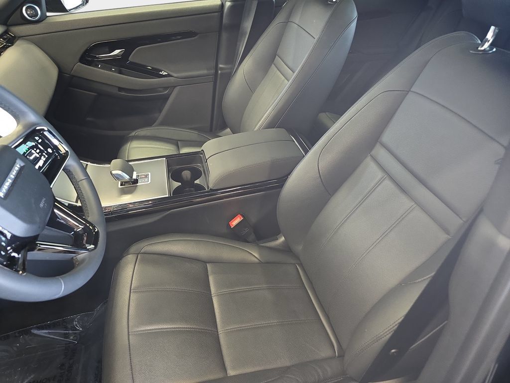 Certified 2026 Land Rover Range Rover Evoque S AWD/4WD image 18