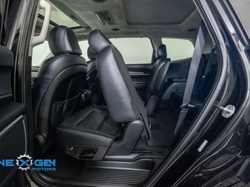 Used 2022 Kia Telluride SX w/ SX Prestige Package AWD/4WD image 28