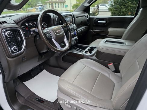 Used 2019 GMC Sierra 1500 SLT w/ SLT Premium Package AWD/4WD image 13