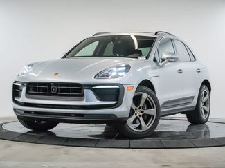 Certified 2023 Porsche Macan AWD/4WD video 1