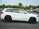 Used 2018 Jeep Grand Cherokee Altitude image 4