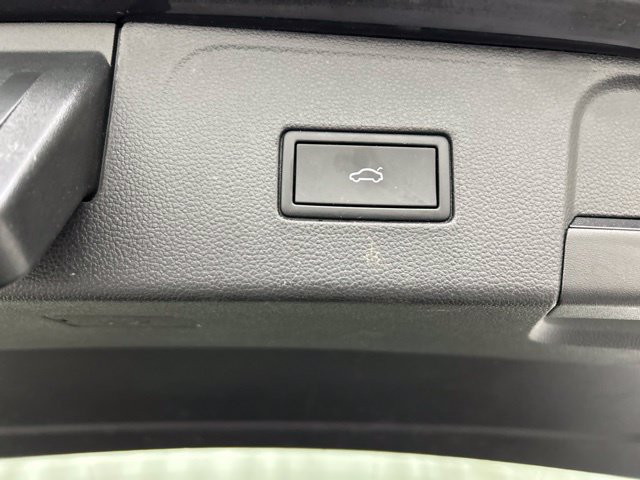 Used 2023 Volkswagen Atlas SE AWD/4WD image 29