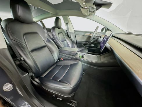 Used 2023 Tesla Model 3 Standard Range image 30