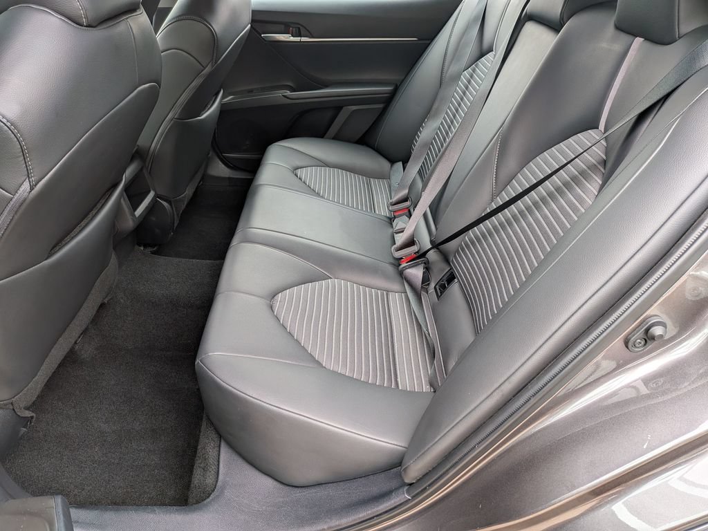 Used 2024 Toyota Camry SE FWD image 32