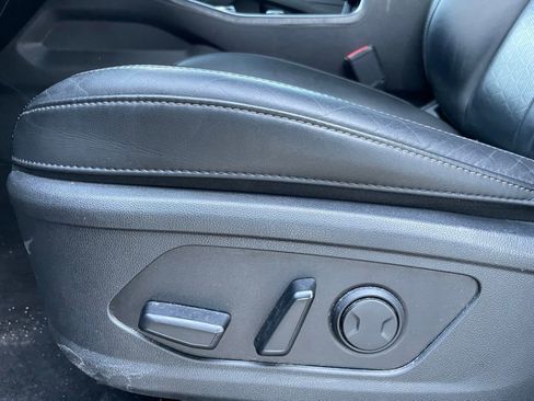 Used 2022 Kia Sorento S image 11