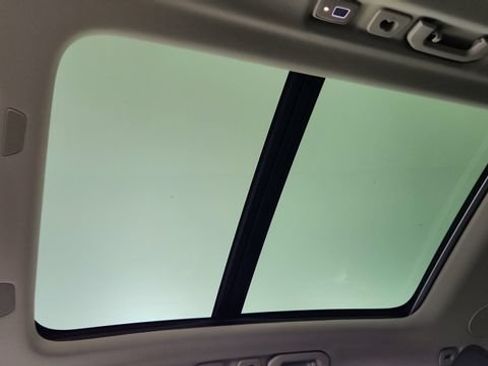Used 2023 Volvo XC60 B5 Ultimate FWD image 26