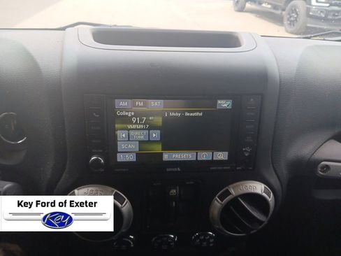 Used 2017 Jeep Wrangler Unlimited Sahara w/ Dual Top Group image 17