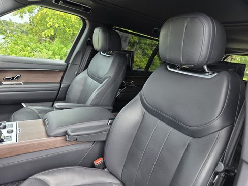 Certified 2023 Land Rover Range Rover Long Wheelbase Autobiography AWD/4WD image 12