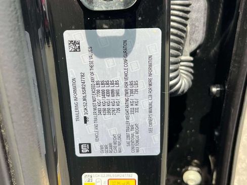 Used 2025 GMC Yukon XL Denali AWD/4WD image 20