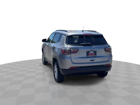 Used 2018 Jeep Compass Sport AWD/4WD image 7