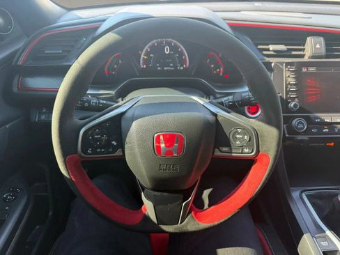 Used 2021 Honda Civic Type R image 12