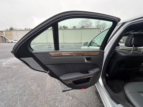 Used 2011 Mercedes-Benz E 350 Sedan image 12
