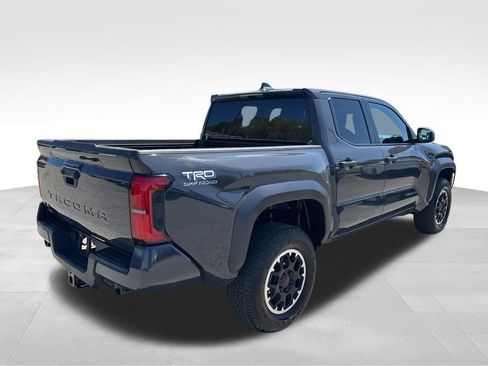 Used 2024 Toyota Tacoma TRD Off-Road AWD/4WD image 5