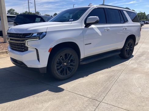 Used 2021 Chevrolet Tahoe RST w/ Luxury Package RWD image 1