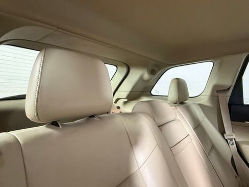 Used 2017 Jeep Grand Cherokee Limited w/ Luxury Group II AWD/4WD image 31