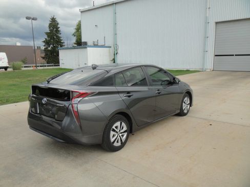 Used 2017 Toyota Prius Four Touring image 21