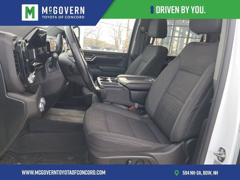 Used 2024 GMC Sierra 3500 SLE w/ SLE Value Package image 11