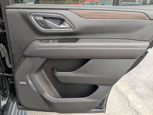 Used 2021 Chevrolet Tahoe High Country w/ Premium Package image 37