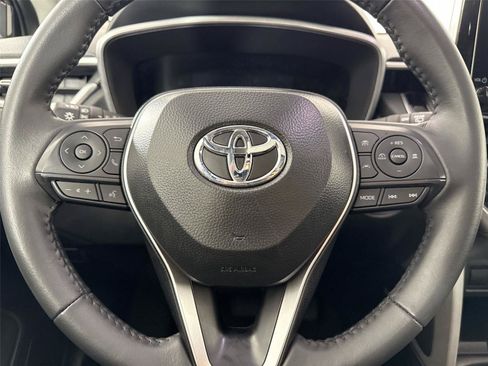 Certified 2025 Toyota Corolla Cross XLE w/ Convenience Package AWD/4WD image 18