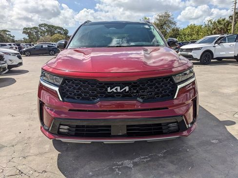 Certified 2022 Kia Sorento SX image 4