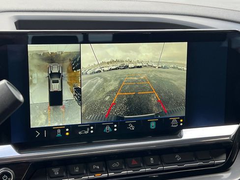 Used 2024 Chevrolet Silverado 3500 High Country w/ High Country Premium Package image 25