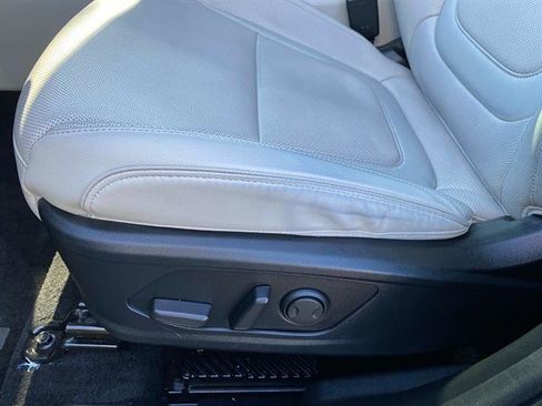 Used 2025 Hyundai Tucson Limited image 25