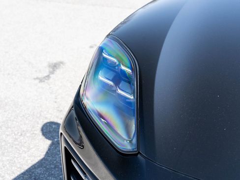 Used 2024 Porsche Cayenne S image 19