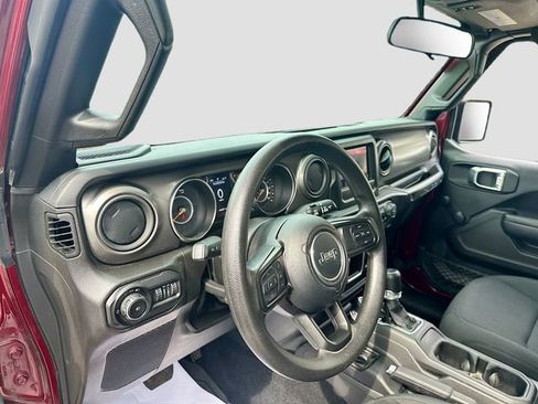 Used 2022 Jeep Wrangler Sport image 10